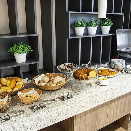 Holiday Inn Express - Farroupilha, Um Hotel Ihg Bagian luar foto